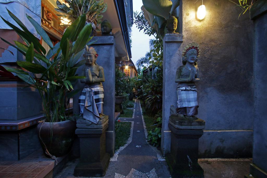 Loris Homestay Ubud  Bagian luar foto