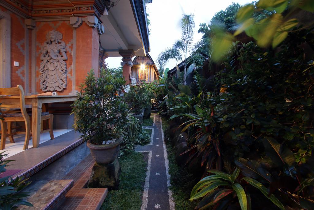 Loris Homestay Ubud  Bagian luar foto