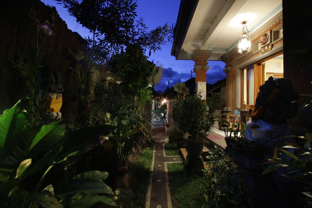 Loris Homestay Ubud  Bagian luar foto